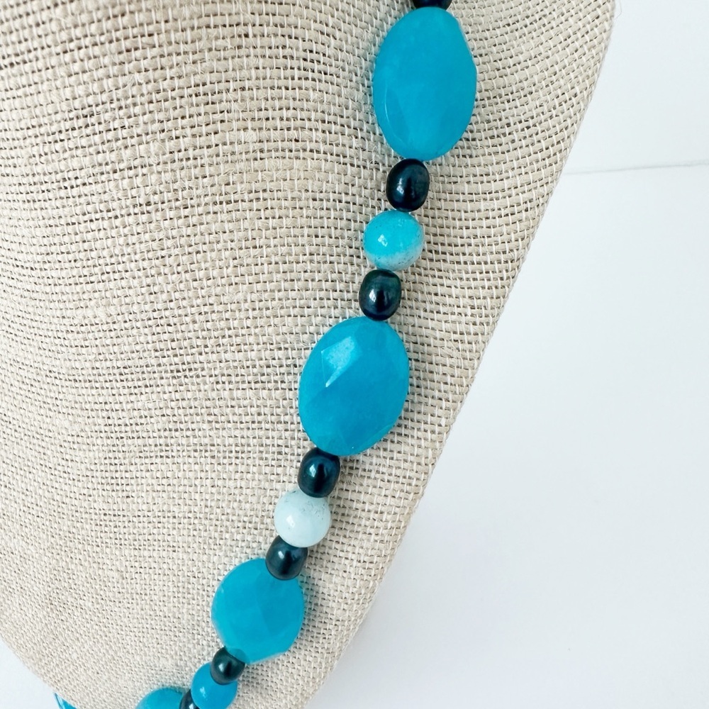 NWT Genuine Quartz, Hematite & Pearls Necklace Blue Black - Picture 5 of 5